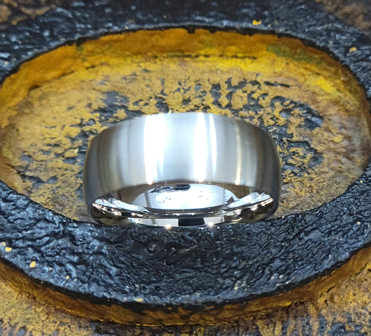 Think Engraved wedding Band Men's Custom Engraved Silver Wedding Ring - Personalized Silver Wedding Ring For Guys