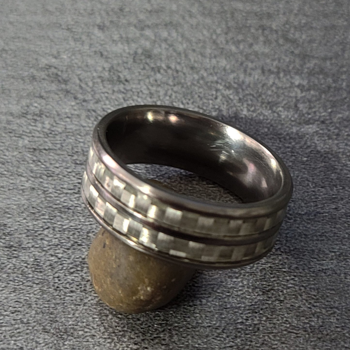 ThinkEngraved wedding Band Personalized Men's Titanium Wedding Band - Double Carbon Fiber Inalys