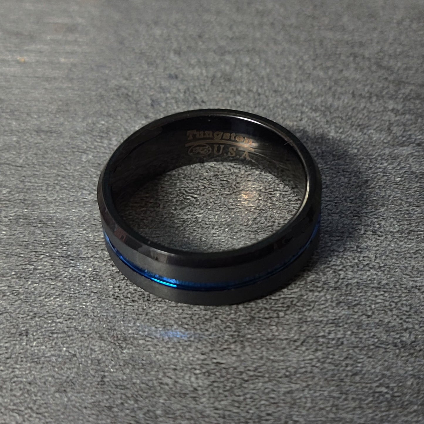ThinkEngraved wedding Band Personalized Men's Wedding Ring Band Grooved Thin Blue Line
