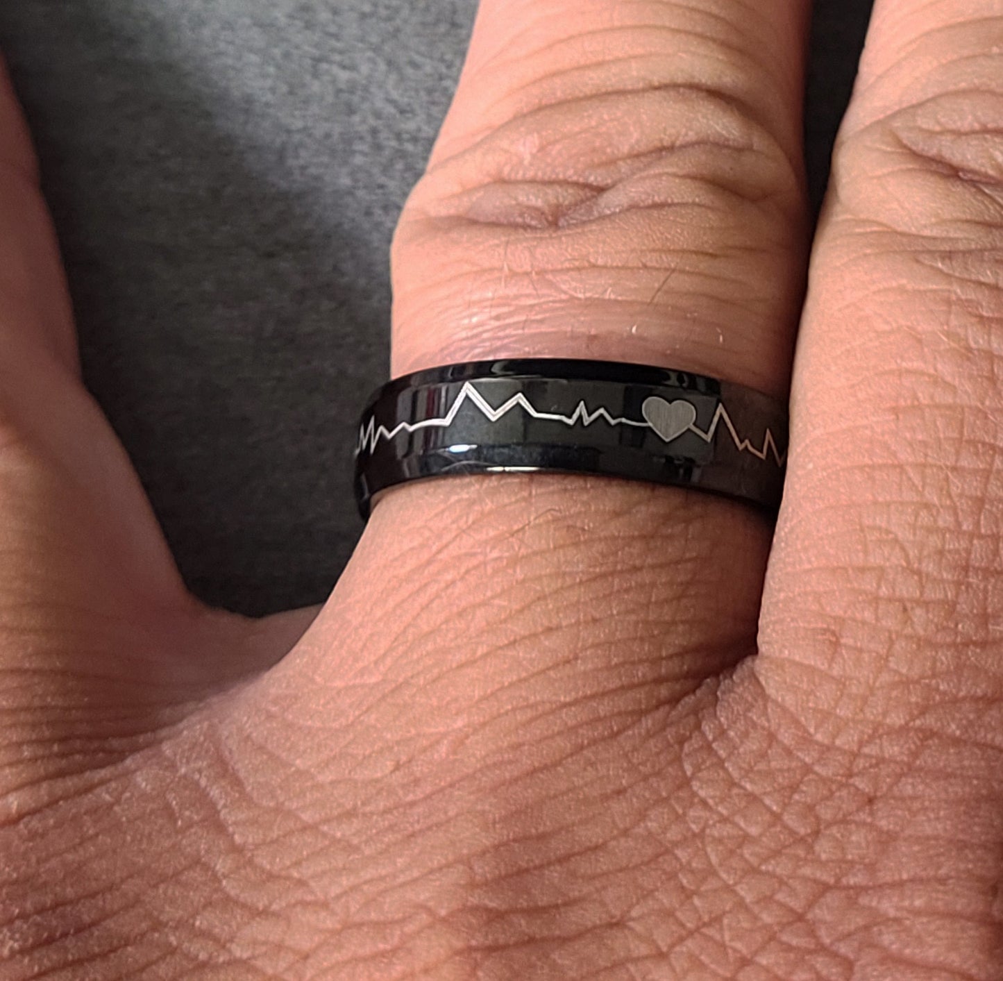 ThinkEngraved wedding Band Women's Wedding or Promise Ring - Beveled, Black Heartbeat, Stainless Steel