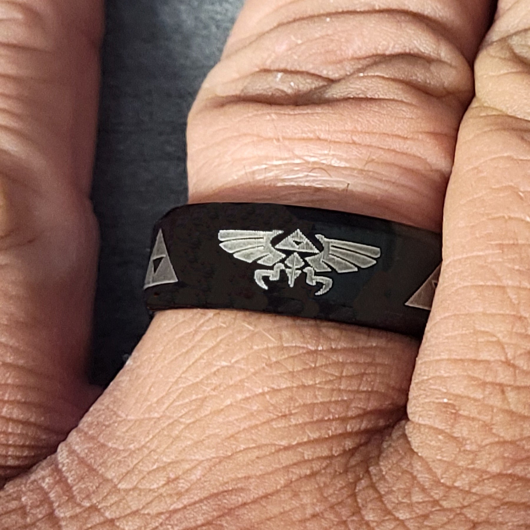 Think Engraved wedding Ring Personalized Engraved Men's Black Zelda Tri Force Wedding Ring