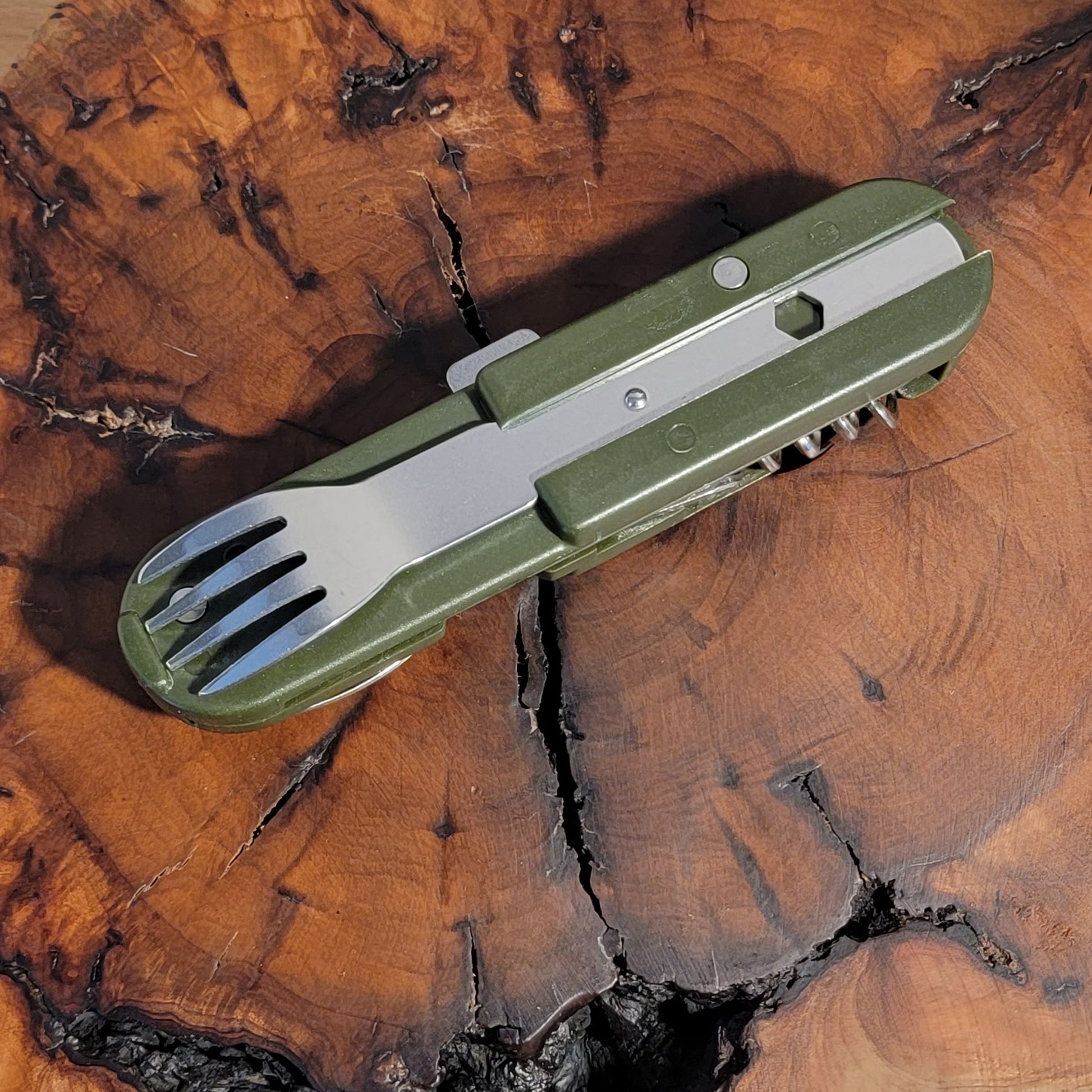 ThinkEngraved Personalized utensils Personalized Camping or Picnic Fork, Spoon, and Knife Folding Utensil Multi-Tool Green