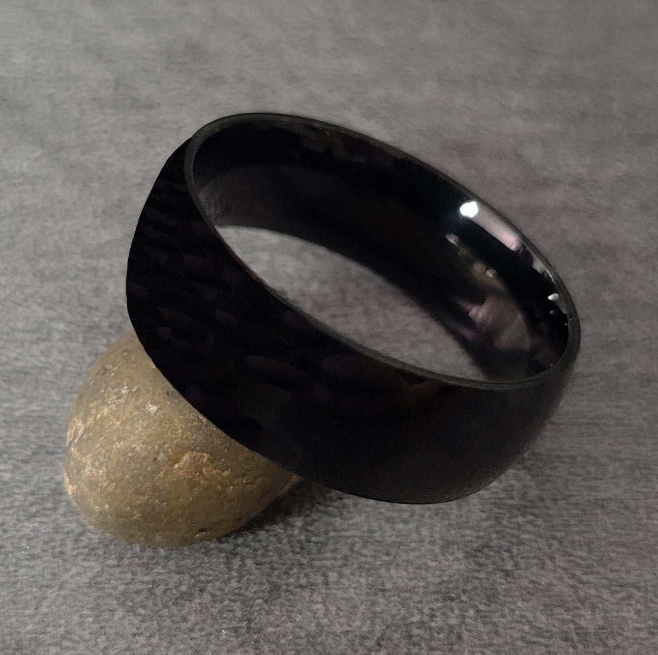 ThinkEngraved wedding Band Personalized Men's Black Wedding Ring - Engraved Men's Ring Handwriting Ring