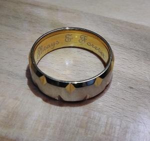 ThinkEngraved wedding Band Personalized Men's Gold Notched Wedding Ring - Engraved Handwriting Wedding Ring